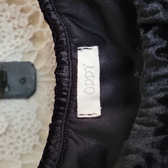 Woman's top - Picture 7 of 8